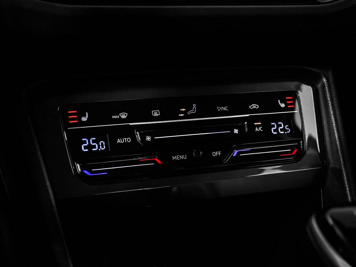 Купить Volkswagen Tiguan II Рестайлинг, 2020, 29 103 км, фото №15