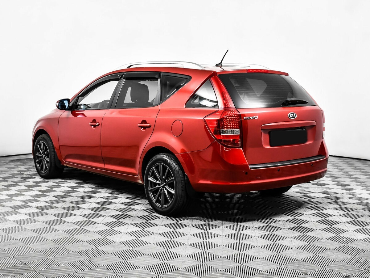 Купить Kia Ceed I Рестайлинг, 2011, 209 463 км, фото №6