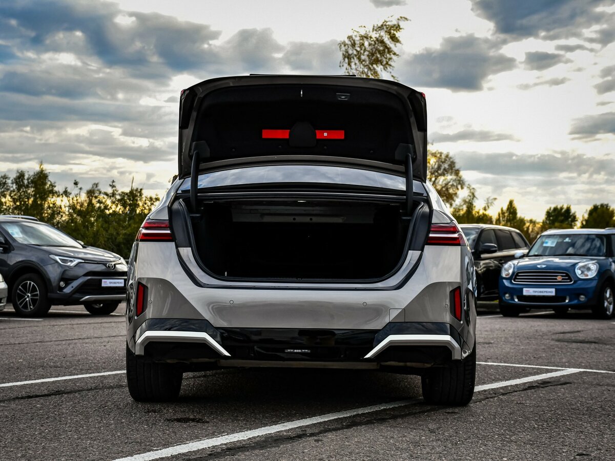 Купить BMW 5 серии Long 525Li VIII (G60/G61/G68), 2024, 21 710 км, фото №19