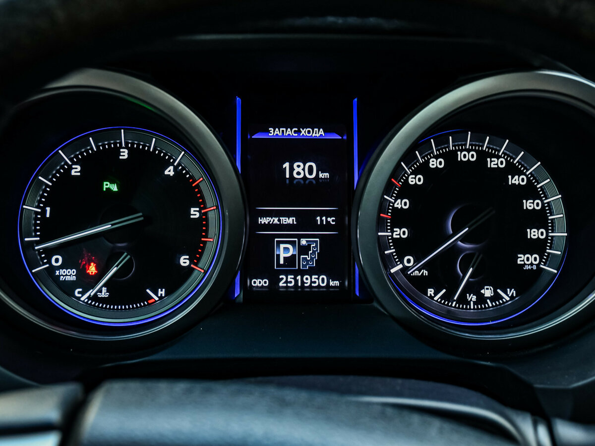 Купить Toyota Land Cruiser Prado 150 Series Рестайлинг 1, 2014, 251 775 км, фото №9