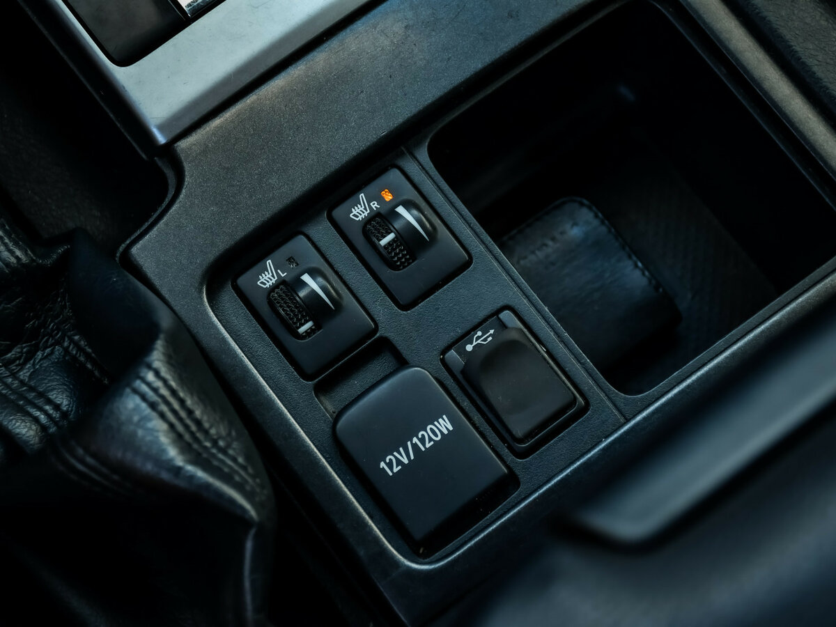 Купить Toyota Land Cruiser Prado 150 Series Рестайлинг 1, 2014, 251 775 км, фото №17