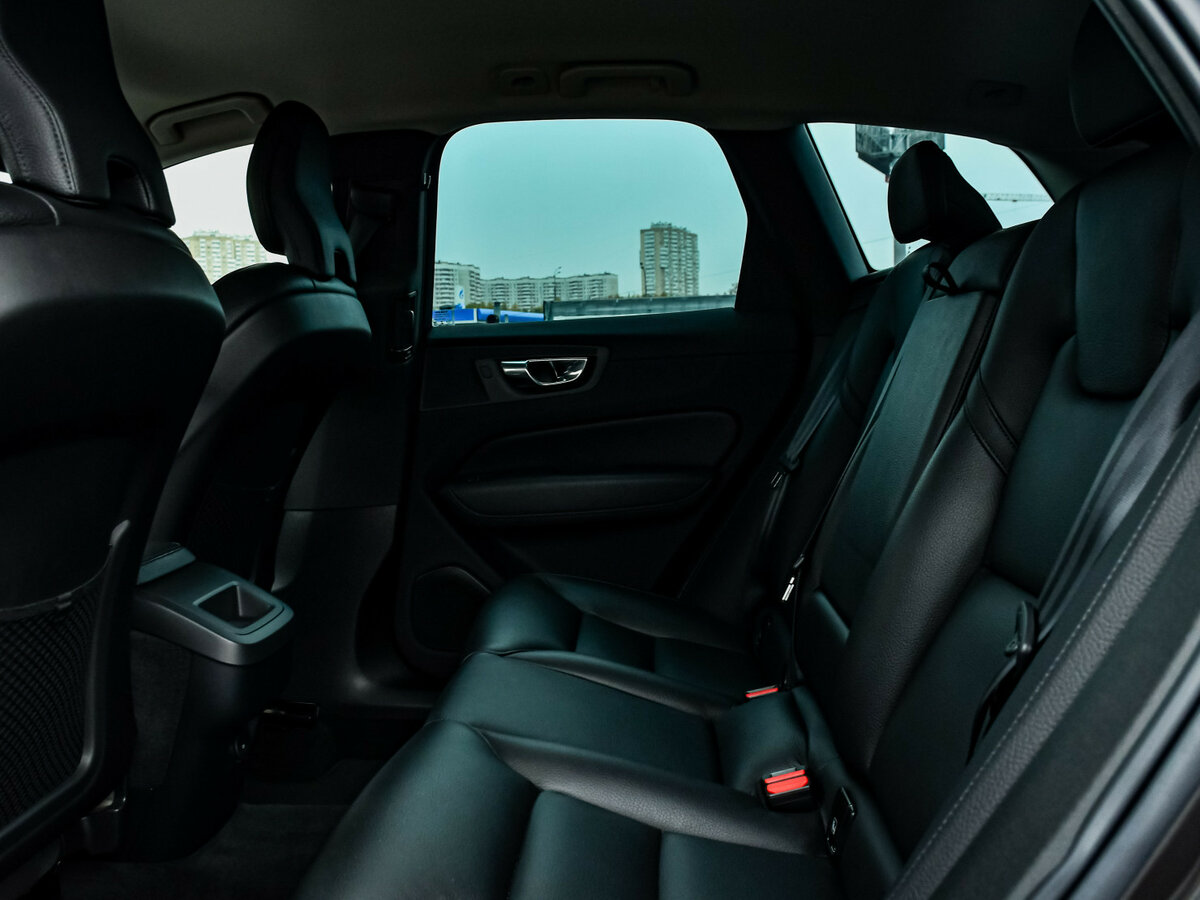 Купить Volvo XC60 II Рестайлинг, 2021, 82 000 км, фото №12