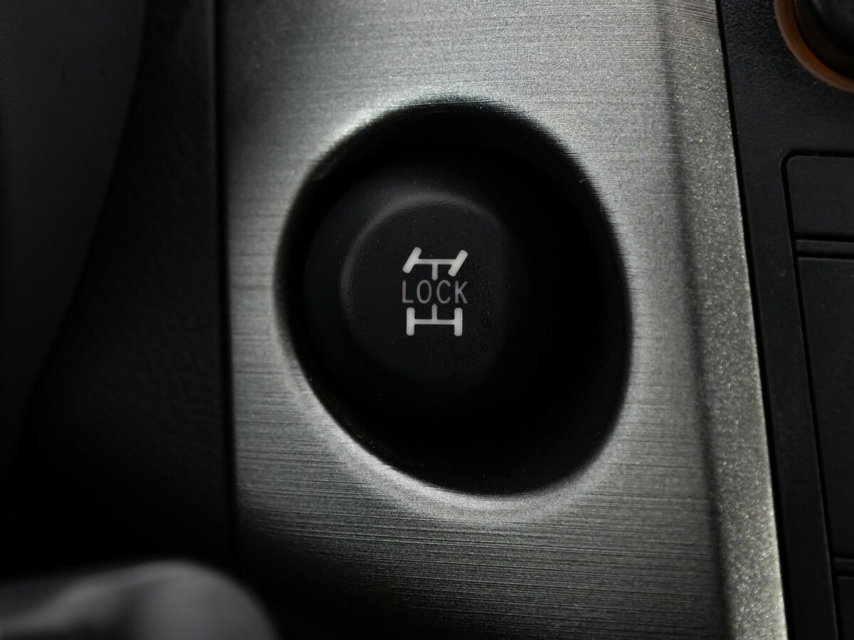 Купить Toyota RAV4 III (XA30) Рестайлинг, 2010, 131 084 км, фото №15