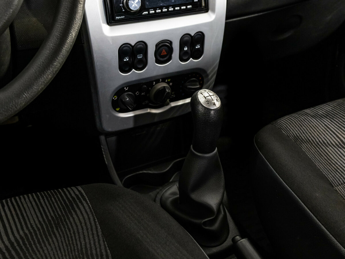 Купить Renault Sandero I, 2011, 187 000 км, фото №9