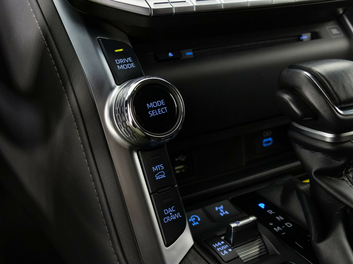 Купить Toyota Land Cruiser 300 Series, 2022, 160 357 км, фото №16