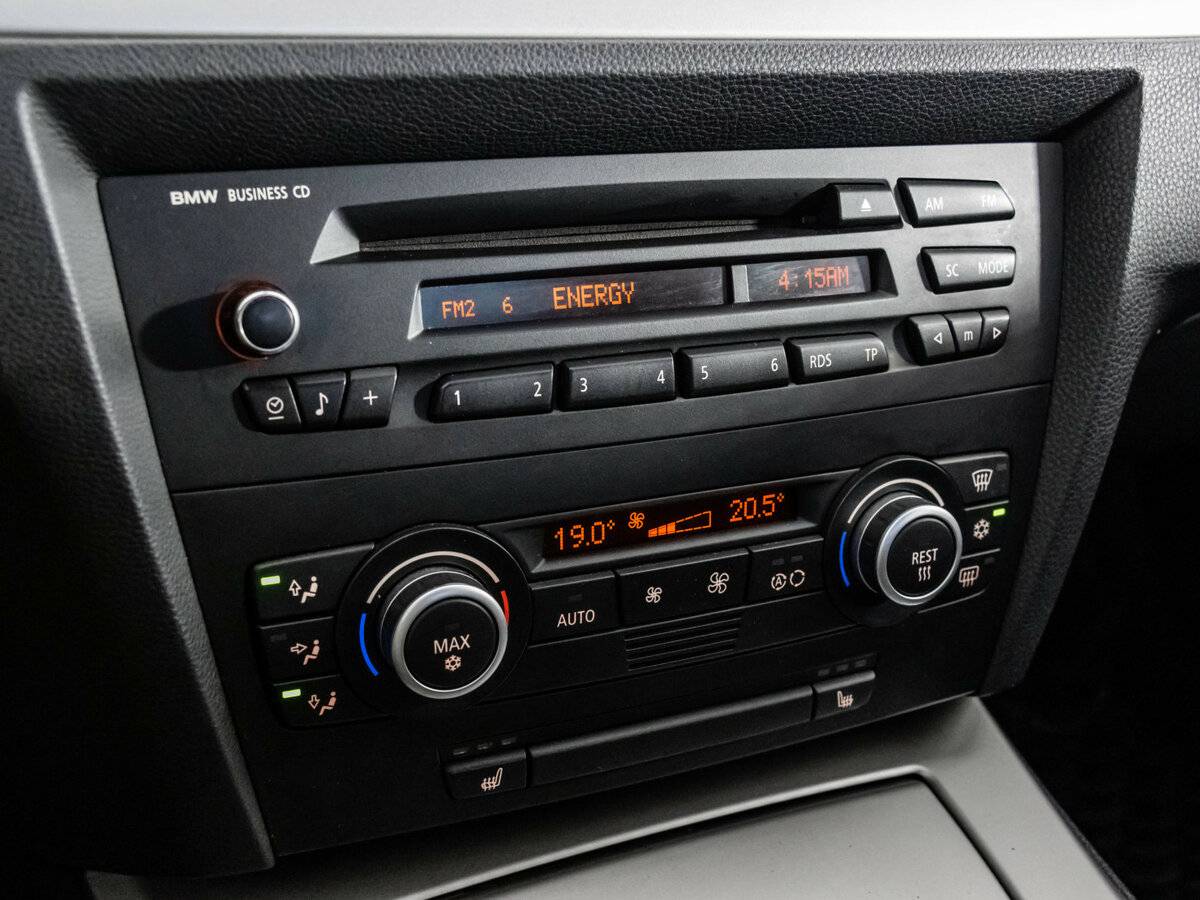 Купить BMW 3 серии 320i V (E90/E91/E92/E93), 2008, 180 341 км, фото №15