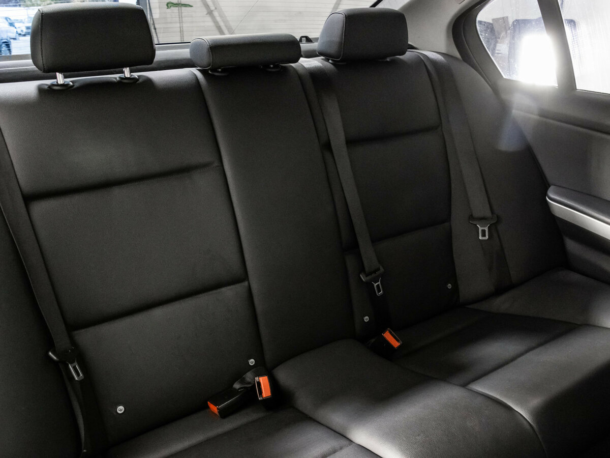 Купить BMW 3 серии 320i V (E90/E91/E92/E93), 2008, 180 341 км, фото №19