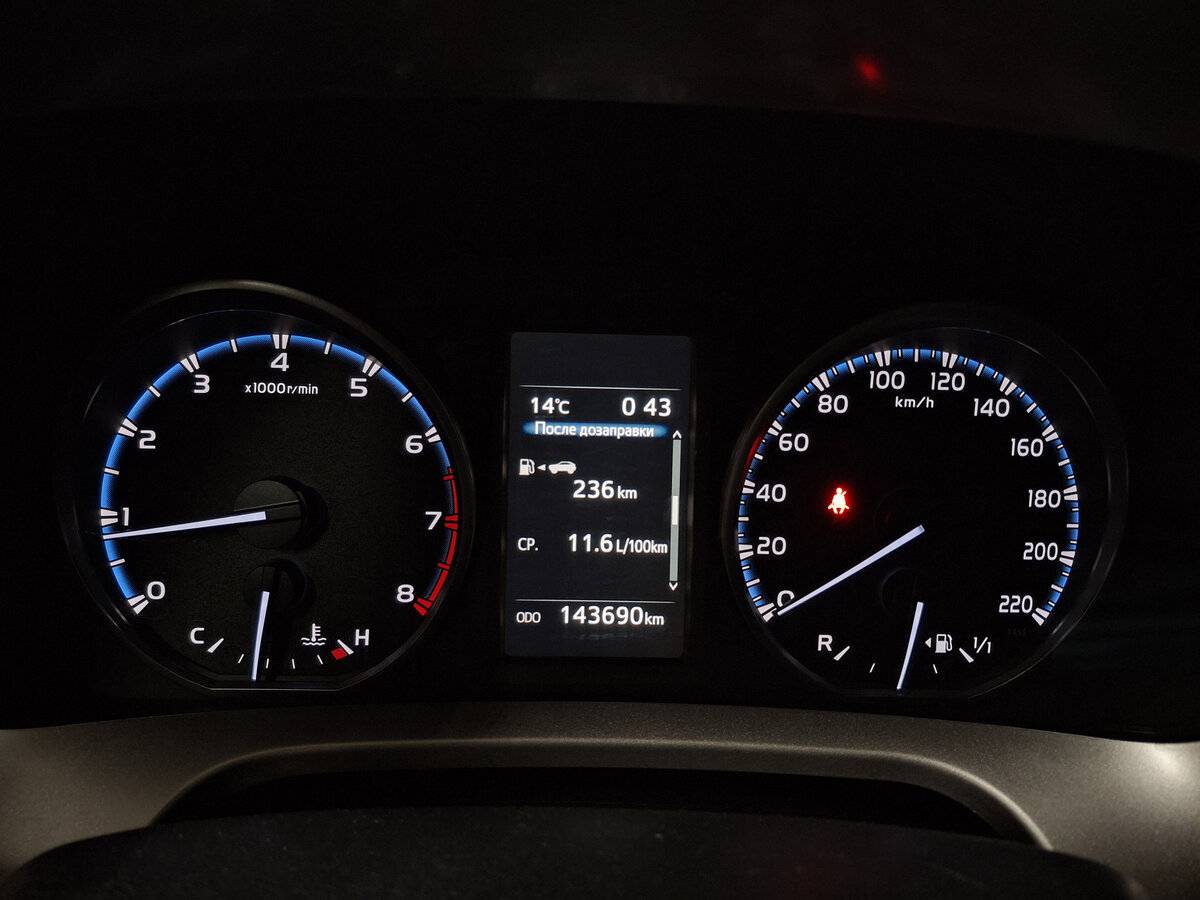 Купить Toyota RAV4 IV (XA40) Рестайлинг, 2015, 143 688 км, фото №12