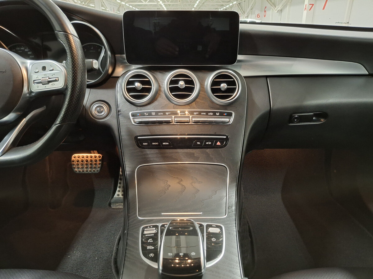Купить Mercedes-Benz C-Класс 200 IV (W205) Рестайлинг, 2018, 85 220 км, фото №15