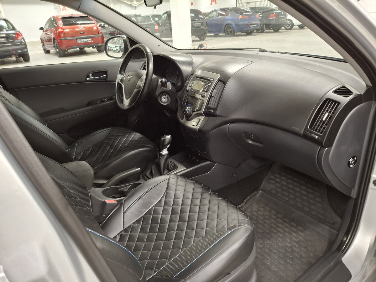 Купить Hyundai i30 I Рестайлинг, 2011, 196 843 км, фото №11