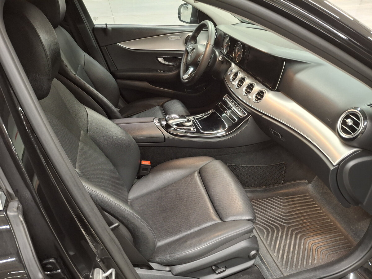 Купить Mercedes-Benz E-Класс 220 d V (W213, S213, C238), 2018, 103 756 км, фото №10