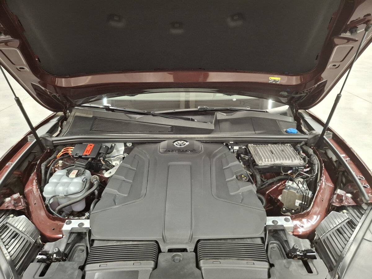 Купить Volkswagen Touareg III, 2020, 57 152 км, фото №9