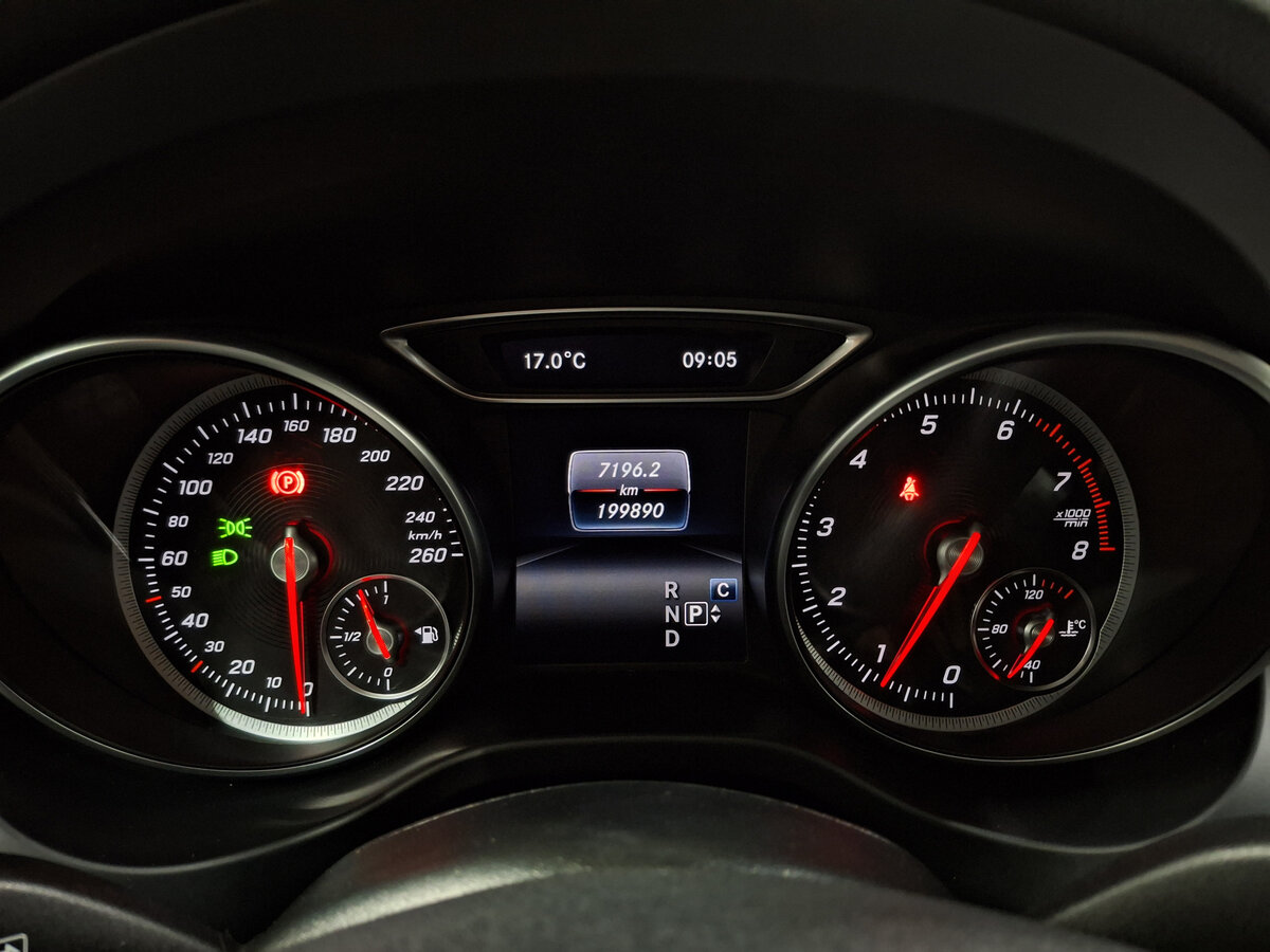 Купить Mercedes-Benz GLA 200 I (X156) Рестайлинг, 2018, 199 891 км, фото №13