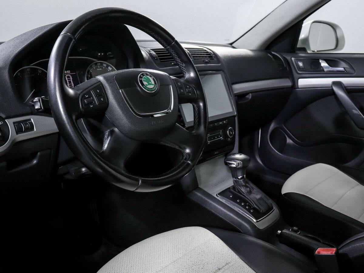 Купить Skoda Octavia DSG7 II (A5) Рестайлинг, 2011, 187 647 км, фото №11