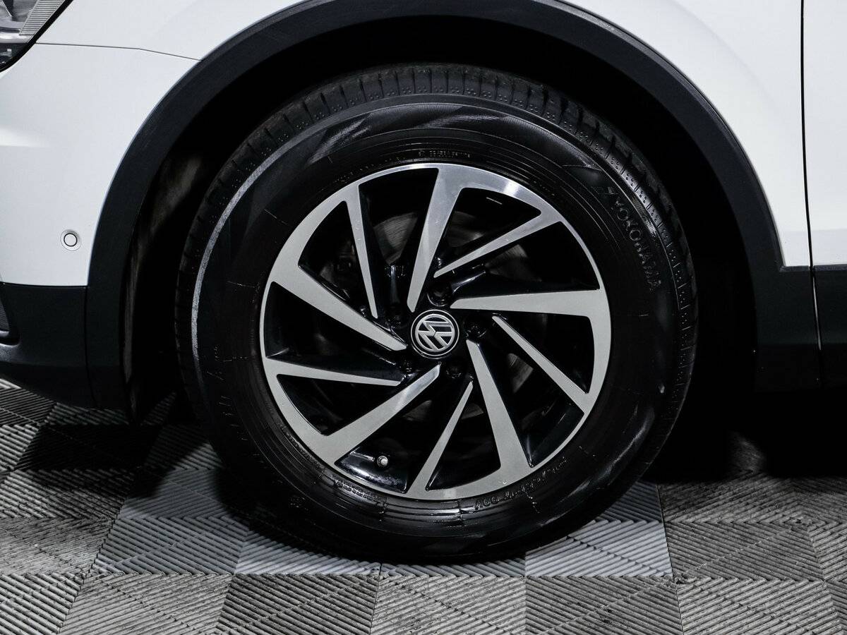 Купить Volkswagen Tiguan II, 2018, 69 500 км, фото №14