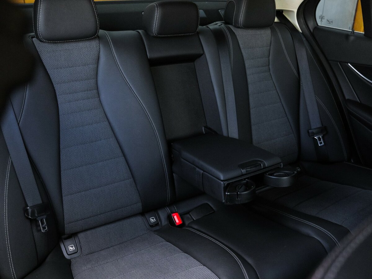 Купить Mercedes-Benz E-Класс 300 V (W213, S213, C238), 2017, 144 291 км, фото №8