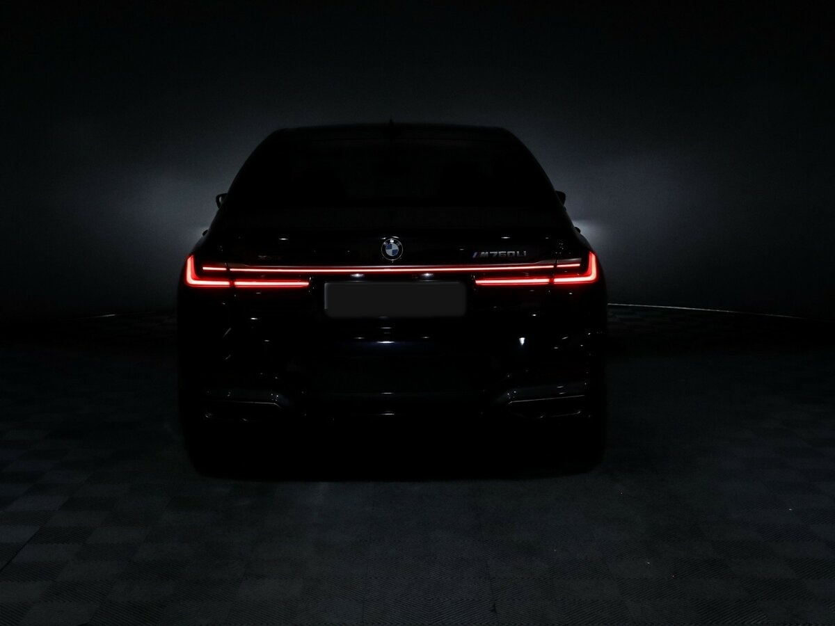Купить BMW 7 серии Long M760Li xDrive VI (G11/G12) Рестайлинг, 2021, 120 306 км, фото №19