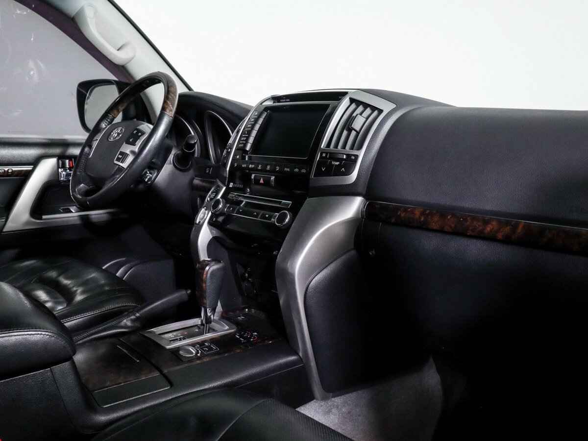 Купить Toyota Land Cruiser 200 Series Рестайлинг 1, 2014, 307 089 км, фото №9