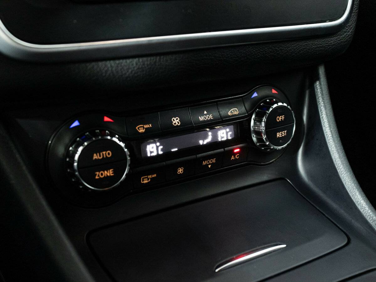 Купить Mercedes-Benz GLA 200 I (X156), 2016, 105 995 км, фото №17