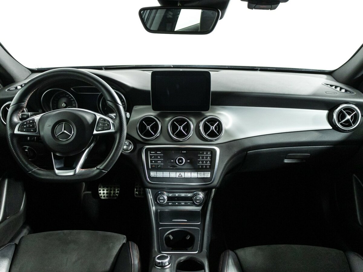 Купить Mercedes-Benz GLA 250 I (X156) Рестайлинг, 2017, 102 801 км, фото №13