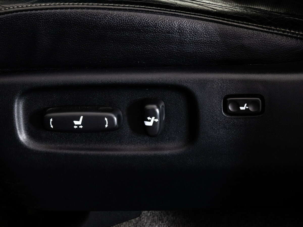 Купить Toyota Land Cruiser 200 Series Рестайлинг 1, 2012, 222 767 км, фото №31