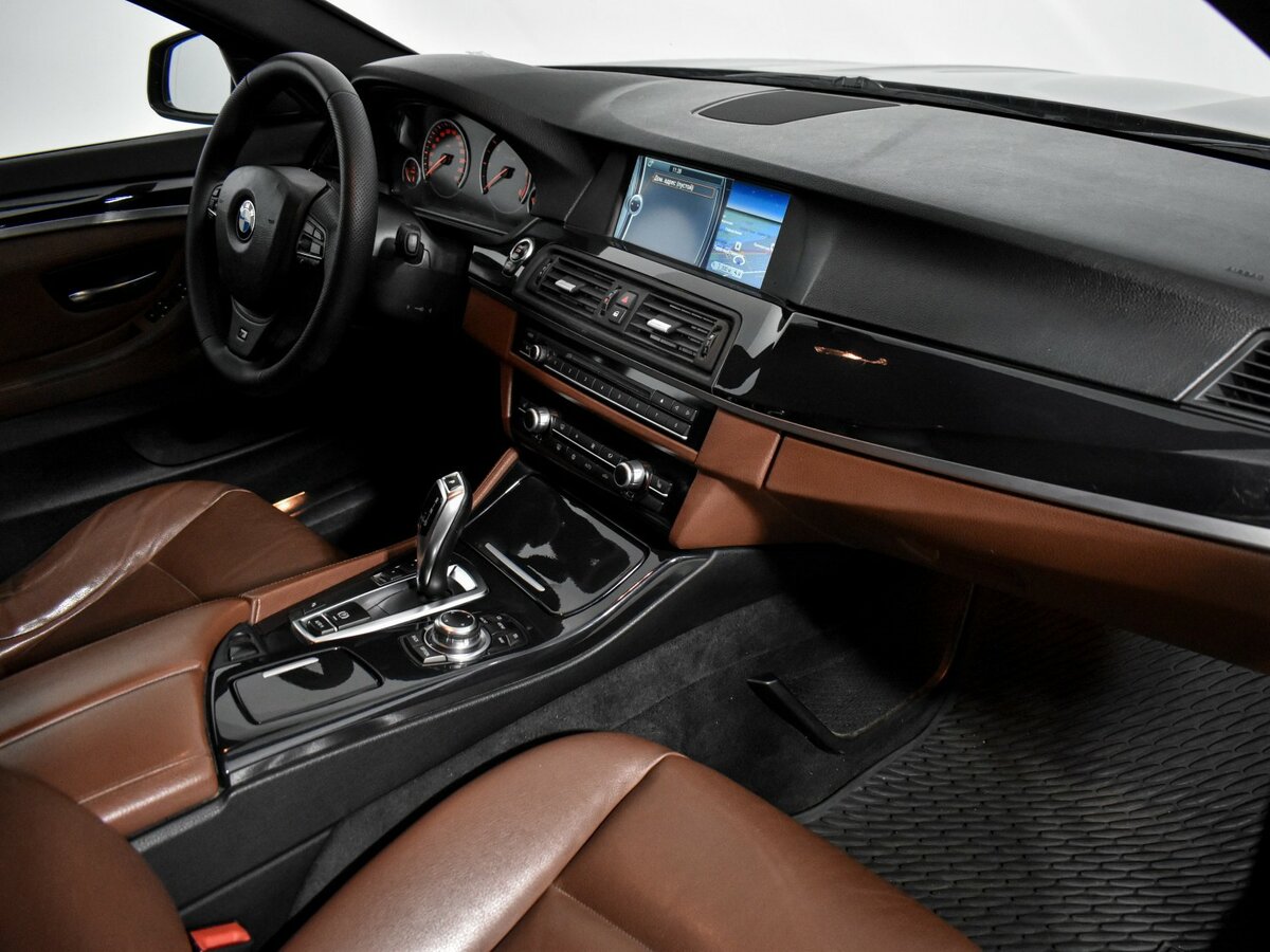 Купить BMW 5 серии 520d VI (F10/F11/F07), 2011, 248 609 км, фото №14