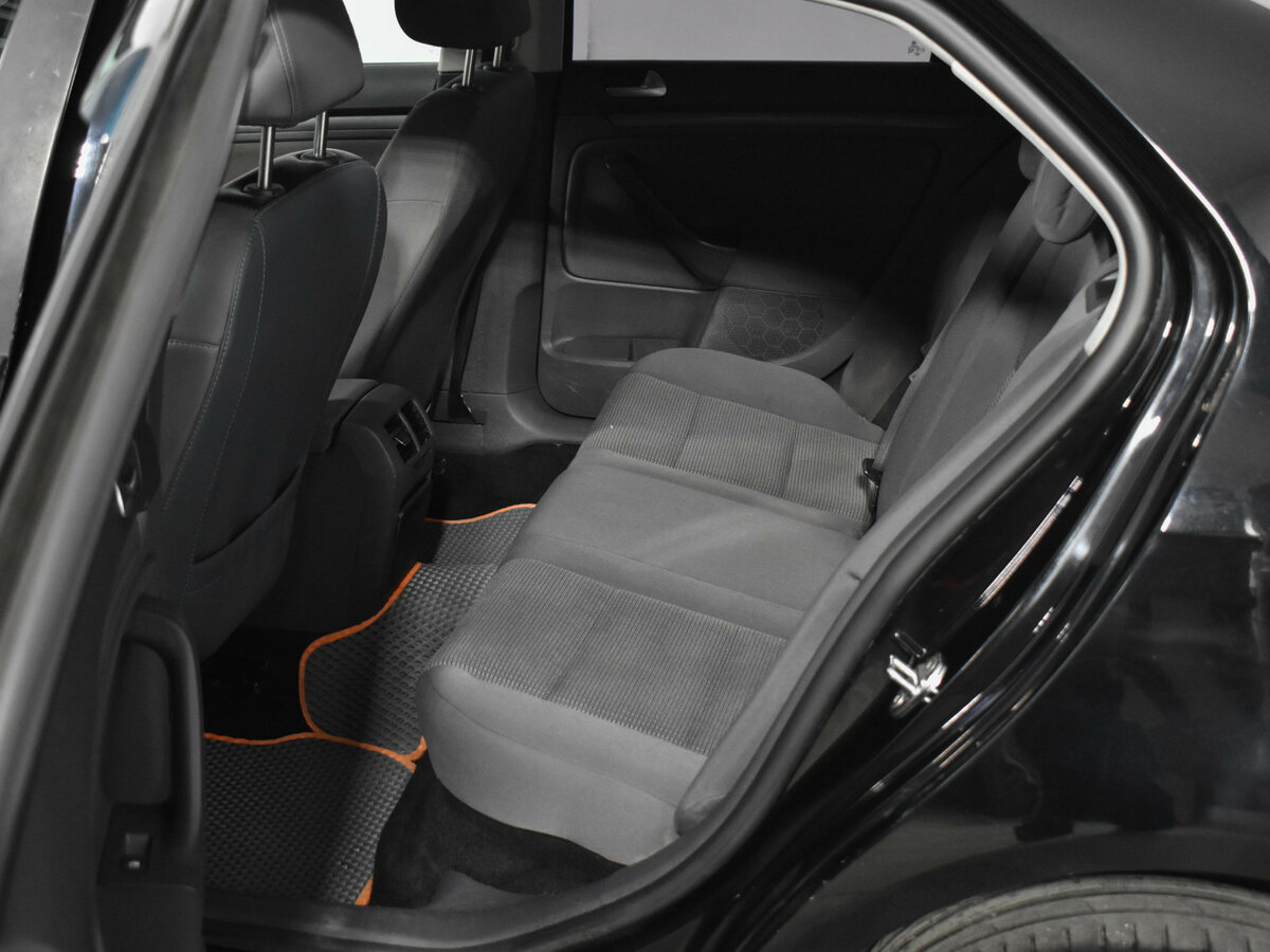 Купить Volkswagen Jetta V, 2008, 213 920 км, фото №11