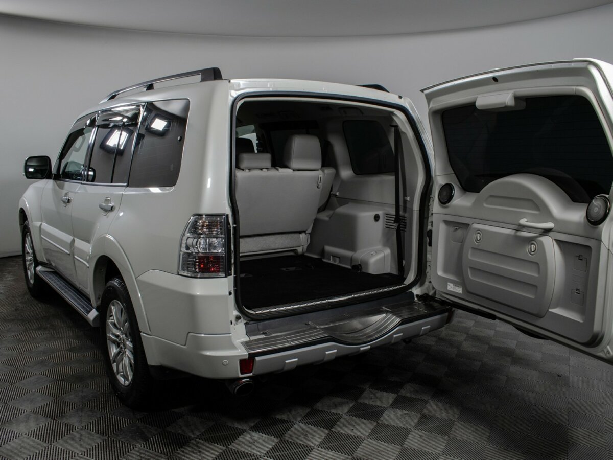Купить Mitsubishi Pajero IV Рестайлинг 2, 2019, 30 427 км, фото №17