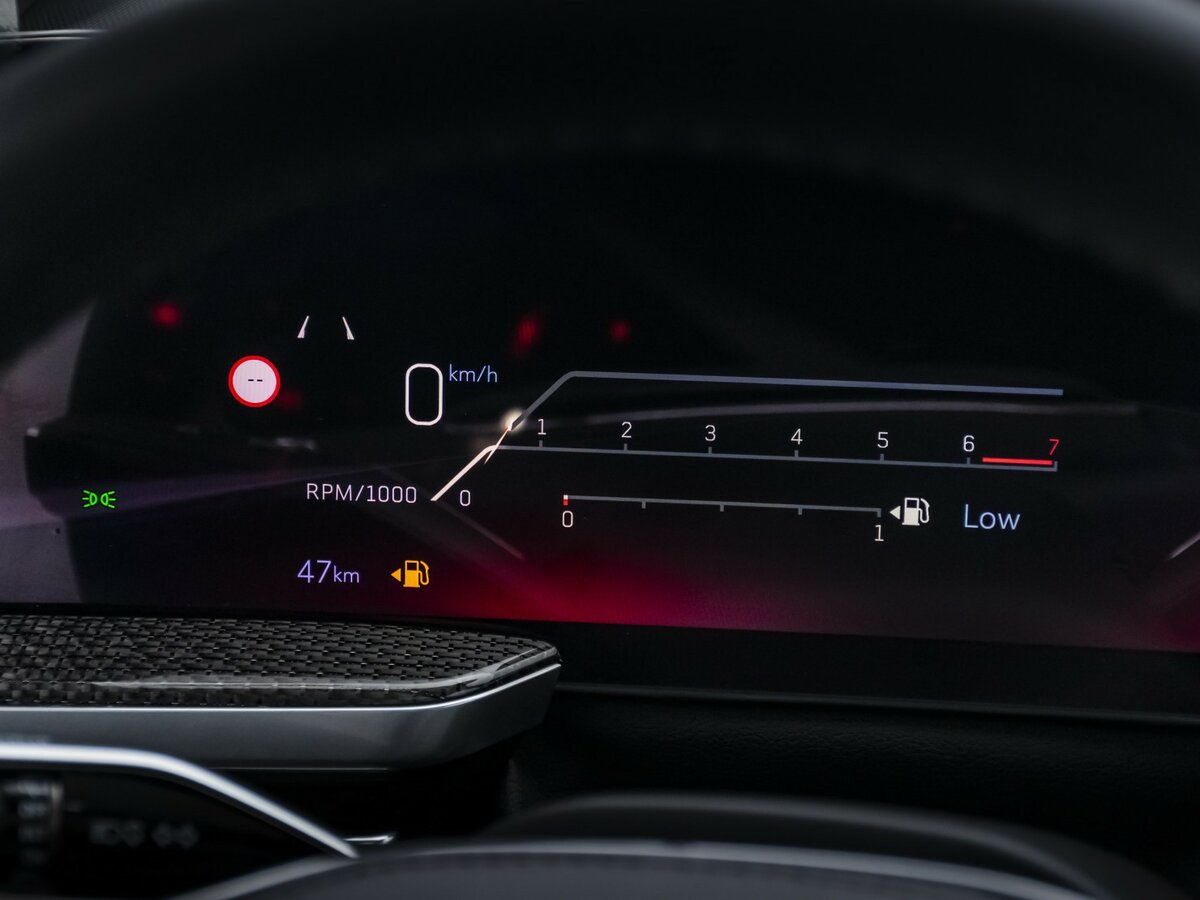 Купить Cadillac Escalade-V I Рестайлинг, 2025, 100 км, фото №19