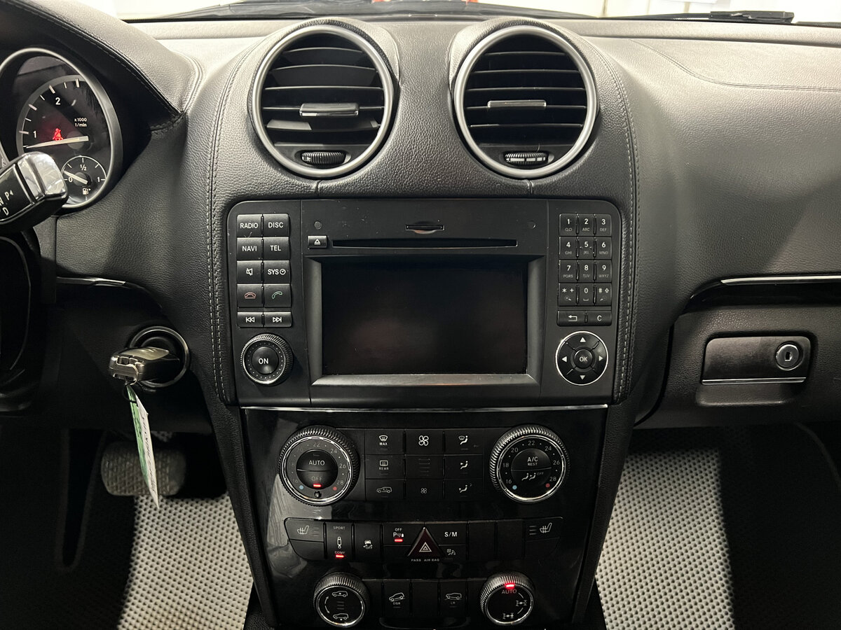 Купить Mercedes-Benz GL-Класс 350 I (X164) Рестайлинг, 2011, 211 228 км, фото №15