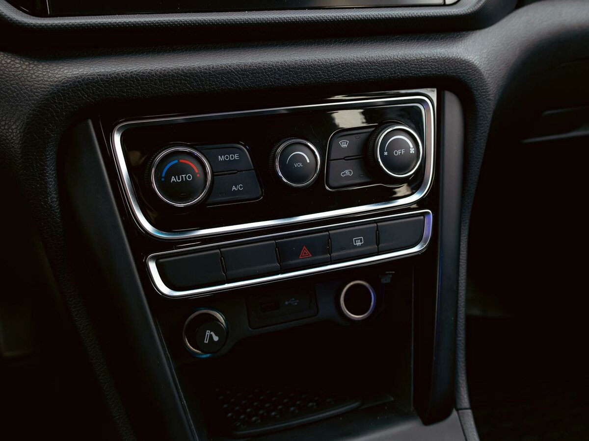 Купить Chery Tiggo 3 I, 2018, 46 000 км, фото №15