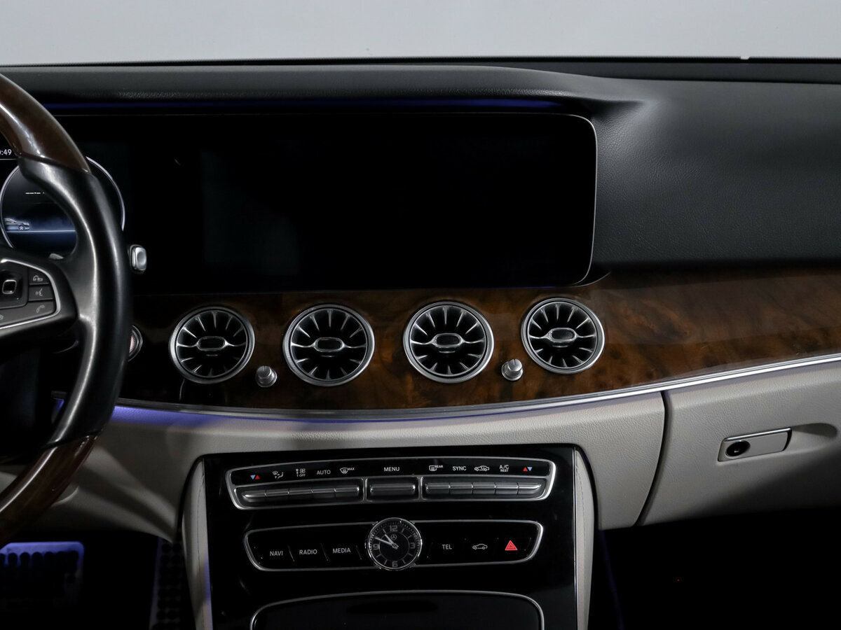 Купить Mercedes-Benz E-Класс 400 V (W213, S213, C238), 2017, 133 794 км, фото №13