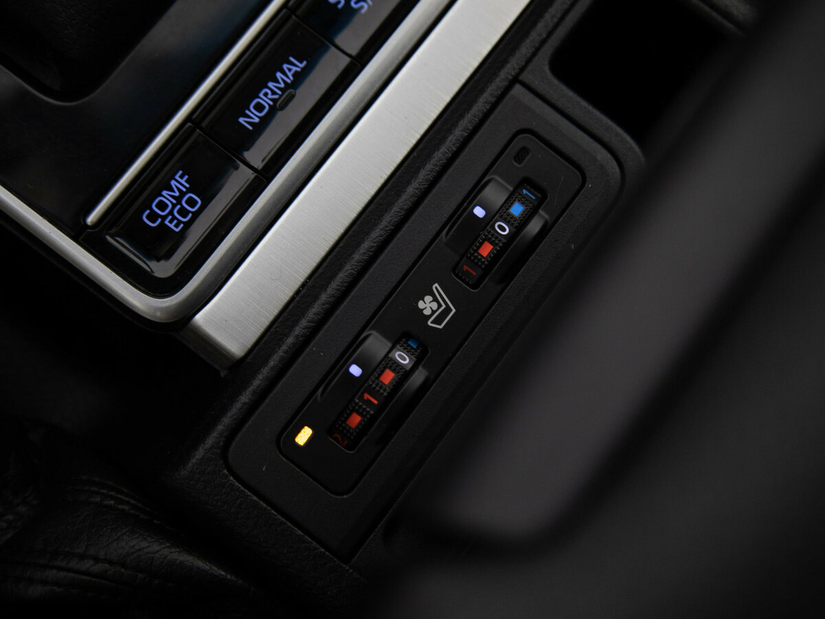 Купить Toyota Land Cruiser Prado 150 Series Рестайлинг 2, 2018, 96 065 км, фото №13