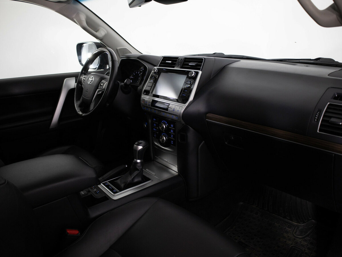 Купить Toyota Land Cruiser Prado 150 Series Рестайлинг 2, 2018, 96 065 км, фото №17