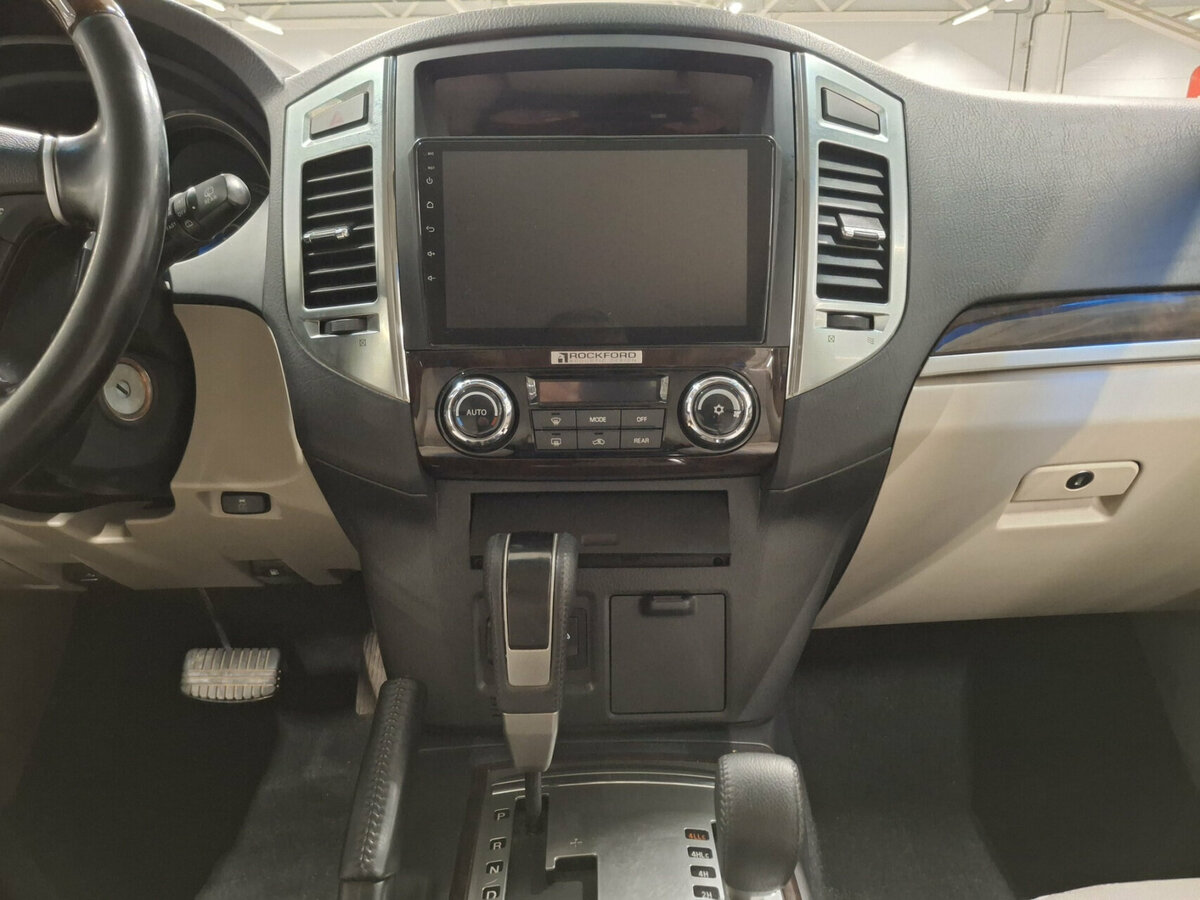 Купить Mitsubishi Pajero IV Рестайлинг 2, 2020, 81 038 км, фото №15