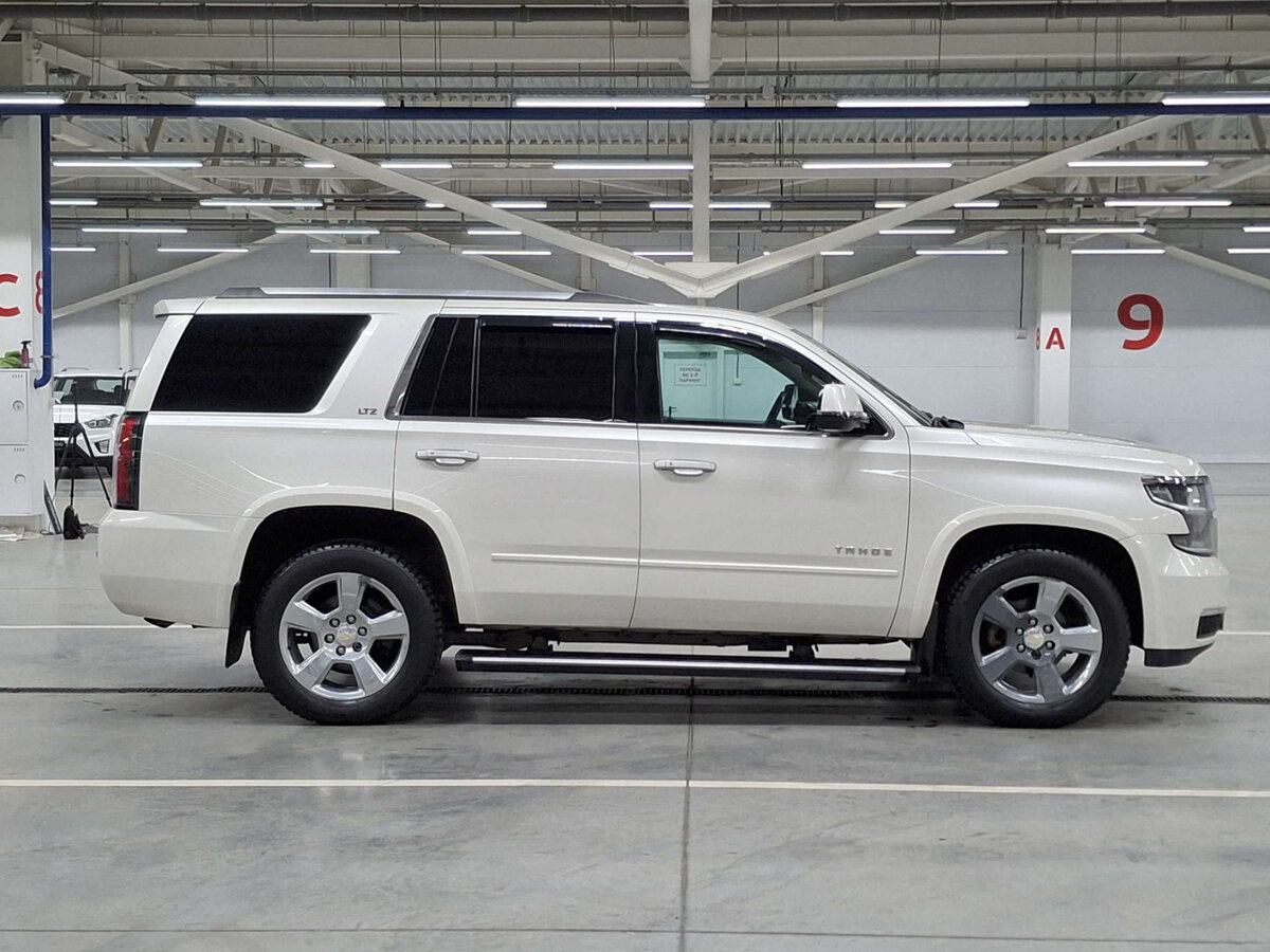 Купить Chevrolet Tahoe IV, 2015, 145 145 км, фото №4