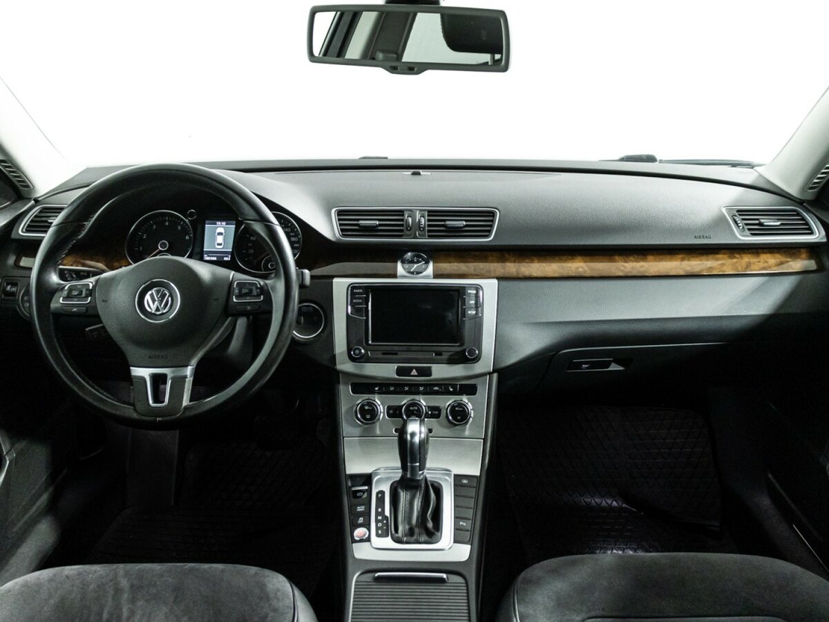 Купить Volkswagen Passat B7, 2011, 180 350 км, фото №13