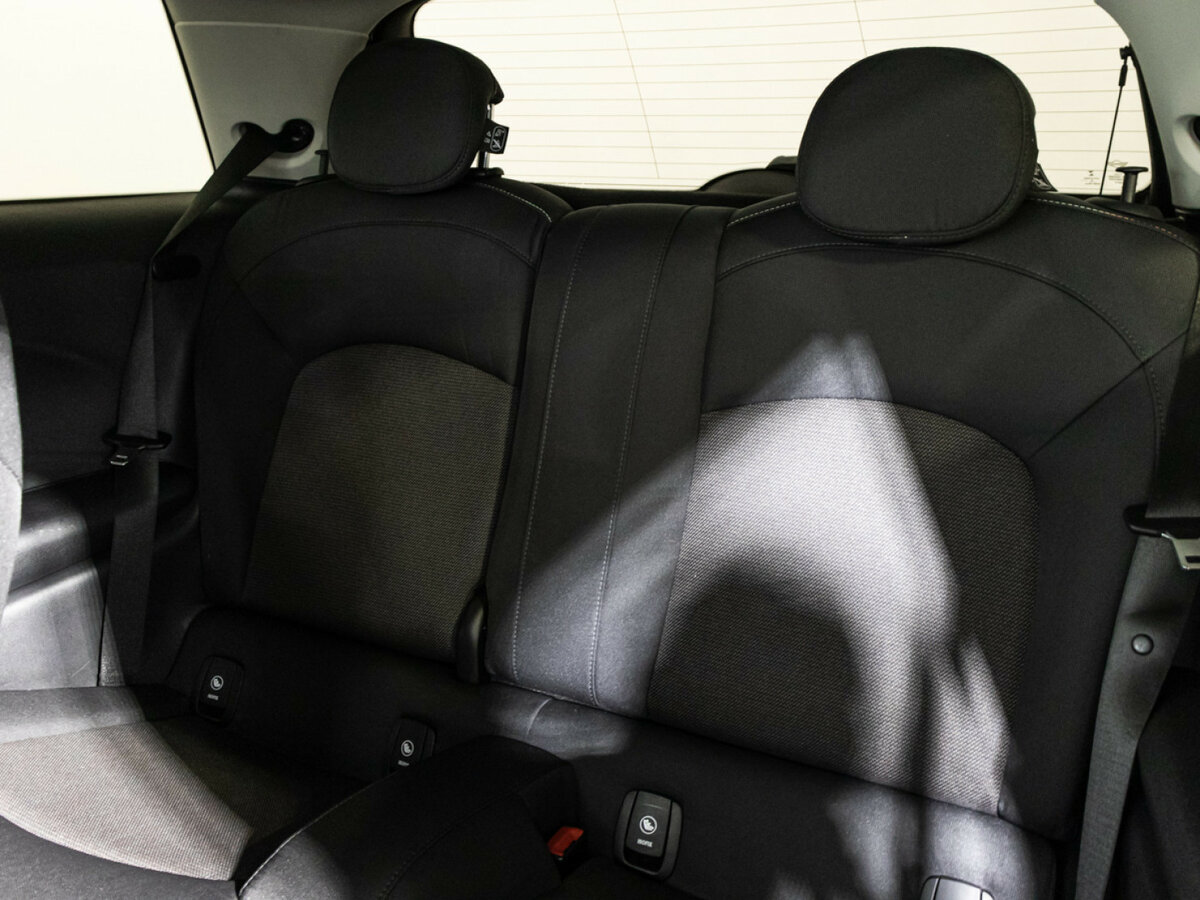 Купить Mini Hatch Cooper III (F55/F56) Рестайлинг, 2018, 70 715 км, фото №10