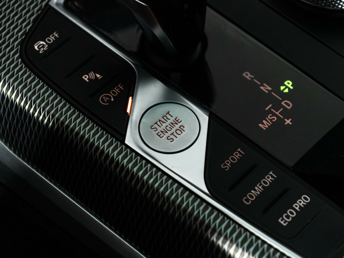 Купить BMW 3 серии 330i VII (G2x), 2019, 120 178 км, фото №15