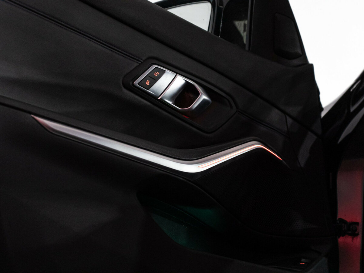 Купить BMW 3 серии 330i VII (G2x), 2019, 120 178 км, фото №19