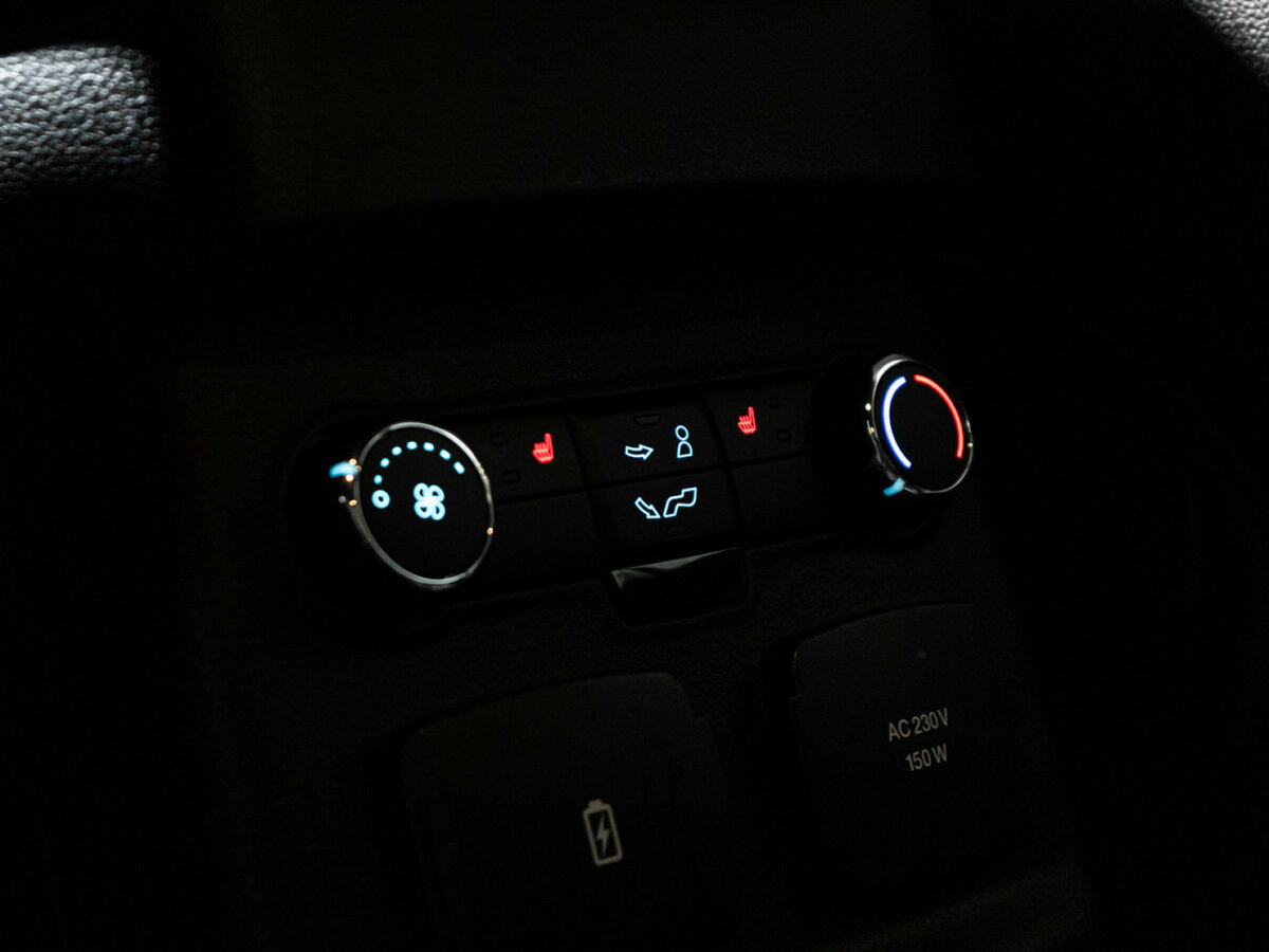 Купить Ford Explorer V Рестайлинг 2, 2018, 123 639 км, фото №19