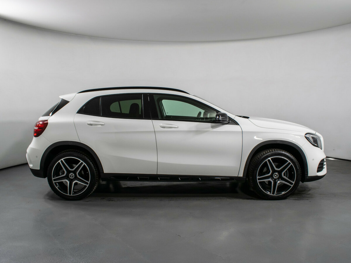 Купить Mercedes-Benz GLA 250 I (X156) Рестайлинг, 2018, 80 301 км, фото №4