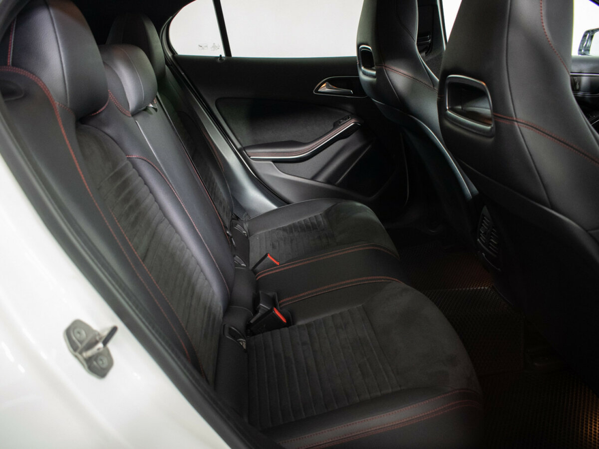 Купить Mercedes-Benz GLA 250 I (X156) Рестайлинг, 2018, 80 301 км, фото №10