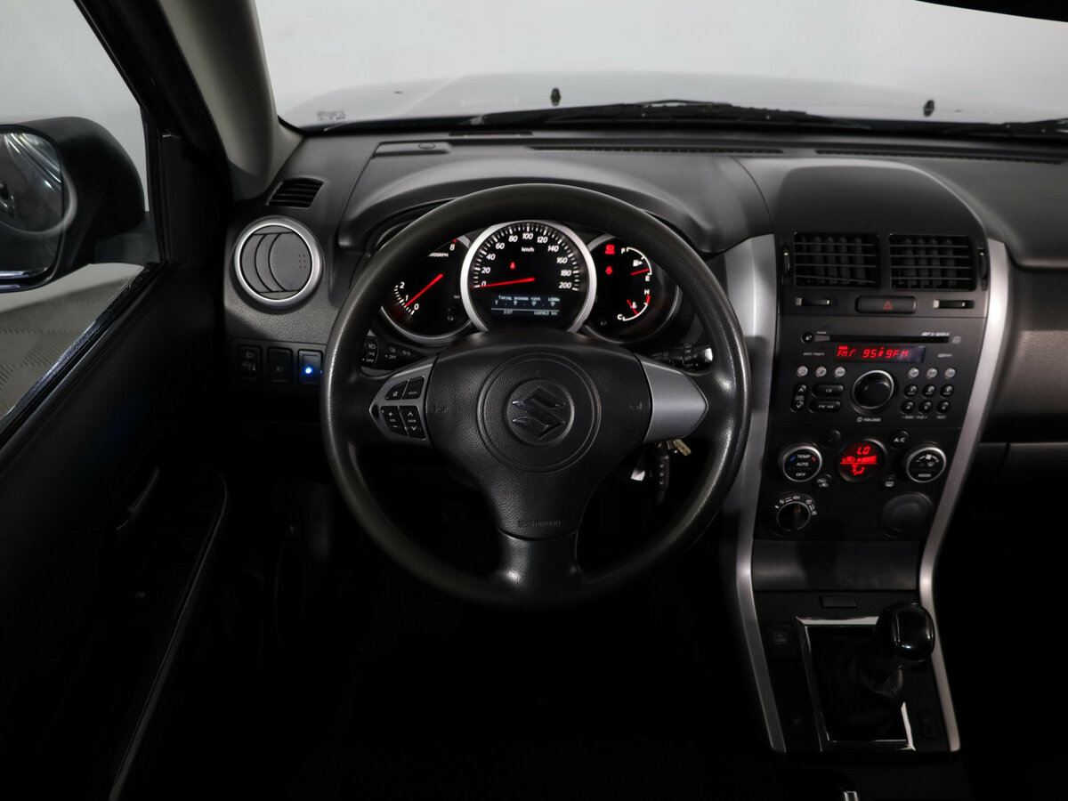 Купить Suzuki Grand Vitara II Рестайлинг, 2011, 168 645 км, фото №6