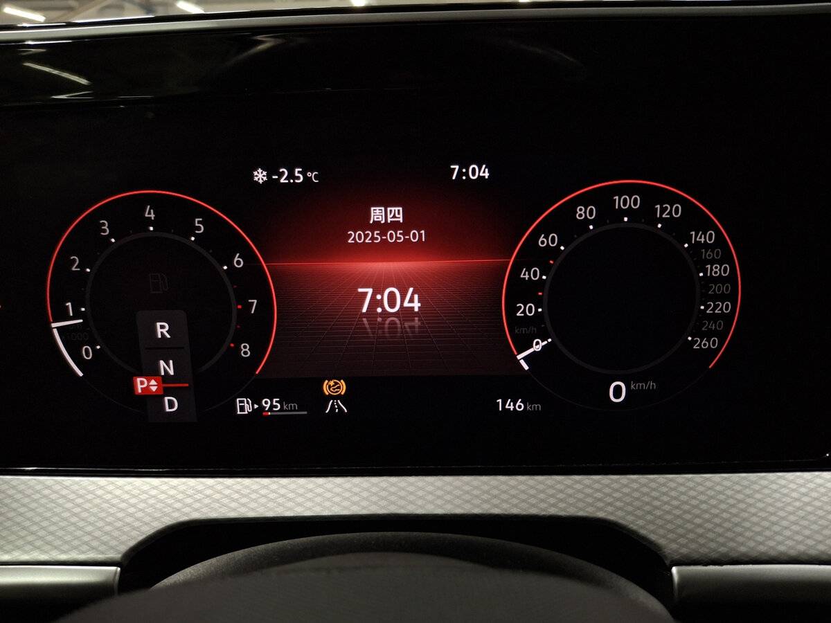 Купить Volkswagen Tavendor, 2023, 145 км, фото №12