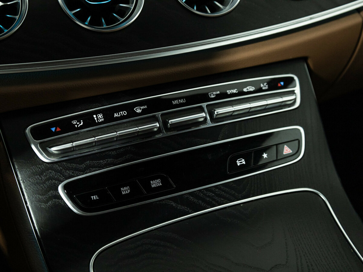 Купить Mercedes-Benz E-Класс 200 V (W213, S213, C238) Рестайлинг, 2021, 91 960 км, фото №17