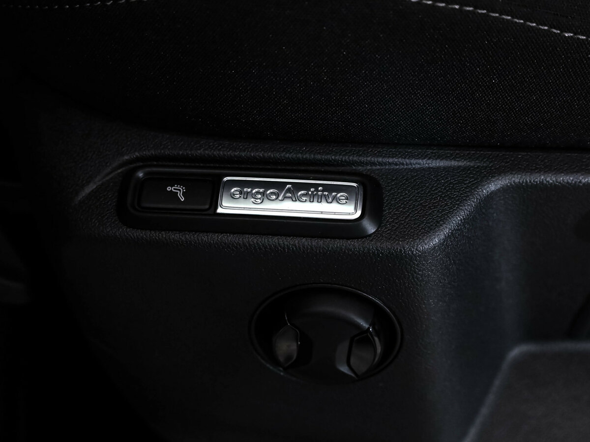 Купить Volkswagen Tiguan II Рестайлинг, 2021, 100 030 км, фото №17