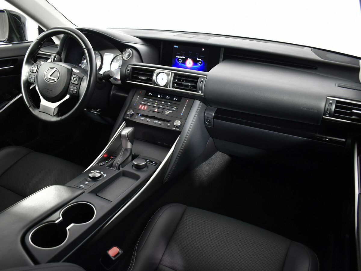 Купить Lexus IS 300 III Рестайлинг, 2019, 62 300 км, фото №10
