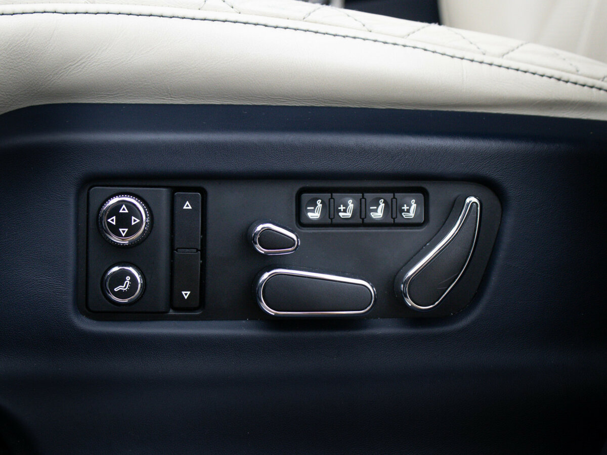 Купить Bentley Bentayga I, 2016, 143 230 км, фото №21