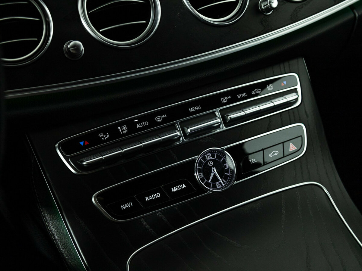 Купить Mercedes-Benz E-Класс 220 d V (W213, S213, C238), 2019, 107 450 км, фото №19